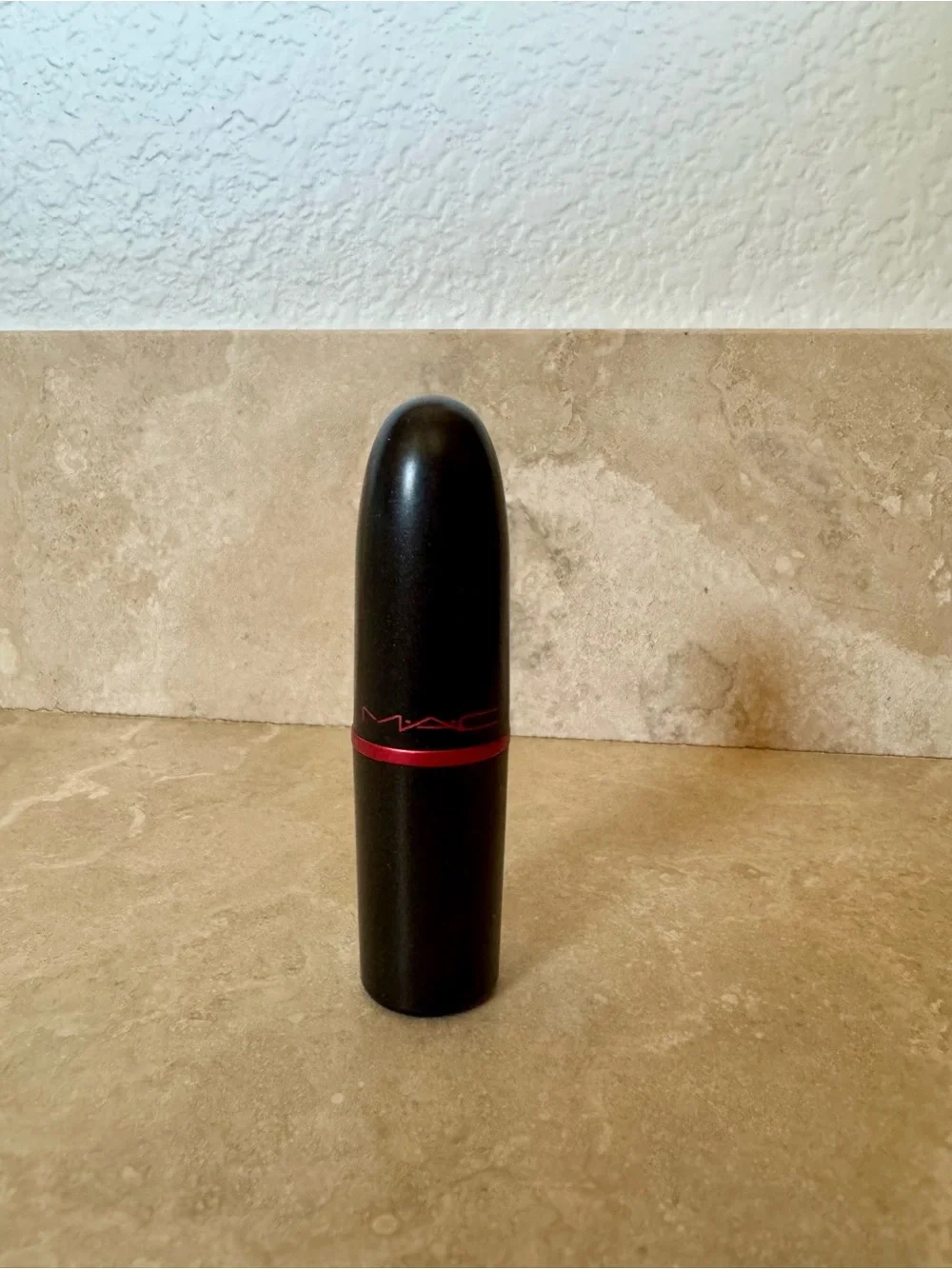 Limited Edition Ariana Grande MAC Cosmetics Lipstick - Viva Glam